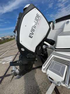 Evinrude 200PK E-TEC HIGH OUTPUT Utombordsmotor