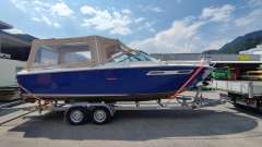Sea Ray CC240 Bateau à cabine