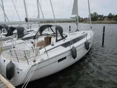 Bavaria Cruiser 37