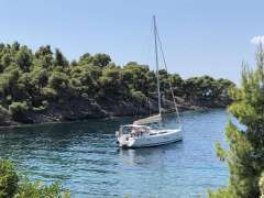 Dufour Grand Large 405