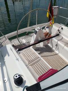 Elan 340