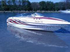 Glastron Carlson CSX23 Cabin cruiser