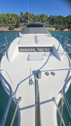 Bayliner 3255 Avanti Express Cruiser