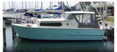 Curtevenne 780 Bateau à moteur classique