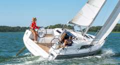 Beneteau Oceanis 30.1 Klasszikus vitorlás