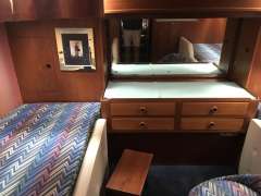 Broom Ocean 37