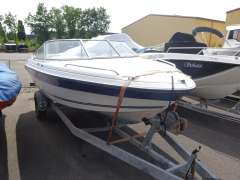 Regal 176 Deck Boat