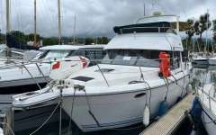 Carver 33 Super Sport Yacht à moteur