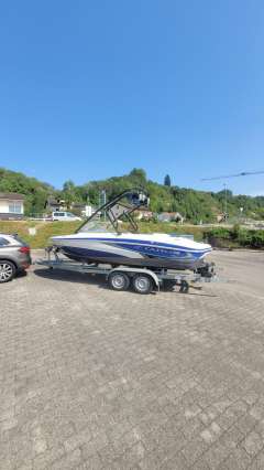 Tahoe Q5 Sportboot