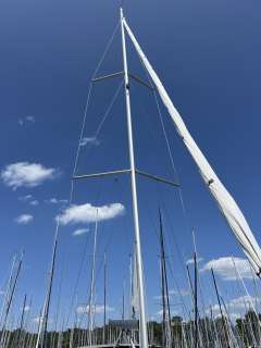Bavaria C 42