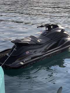 Yamaha GP1800R SVHO Jet-Ski