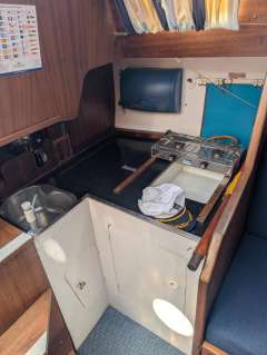 Jeanneau Aquila 28