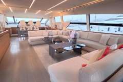 Pershing 92