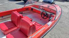 Motorboot ELAN GT 900, Herst. unbek. Motorboot ELAN GT 900, Herst. unbek.