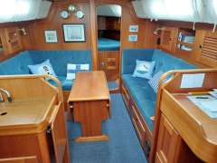 Hallberg-Rassy 34