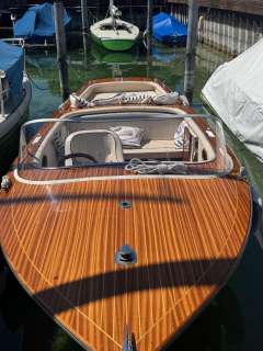 Marian Luxus-Elektroboot mit Mahagoni-Deck Runabout
