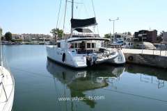 Lagoon 450 F