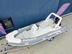 Liya 520 Rib Center Console