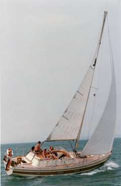 Playvisa Coronado 35
