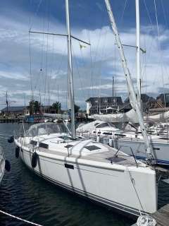 Hanse 415