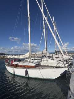 Mod&egrave;le unique, construction Vouga Classic sailing yacht
