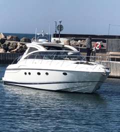 Princess V48 Motor yacht