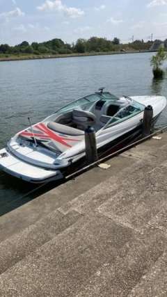 Baja 245 Boss Bateau de sport