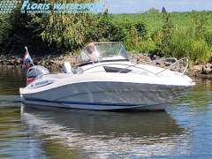 Quicksilver Activ 555 Iate a motor