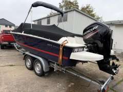 Bayliner Element E6 mit Scheibe