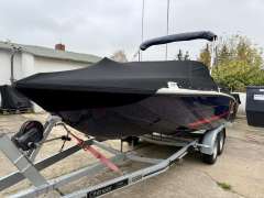 Bayliner Element E6 mit Scheibe