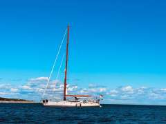 Oyster 72