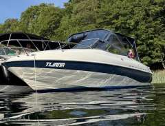 Bayliner 212 Capri
