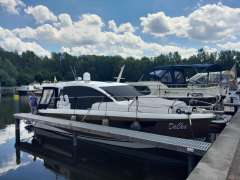 Sealine C330