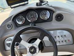 Sea Ray 220 Sunsport