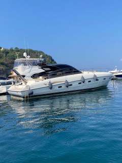 Fiart 47 Yate a motor
