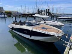 Quicksilver Activ 755 Sundeck Sportboot