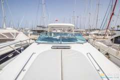 Sealine S42 Yacht a motore