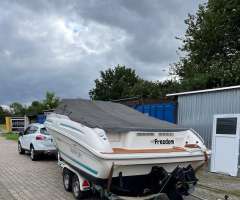 Sea Ray 215 EC