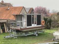 Klunder Solarhausboot, trailerbar Hausboot