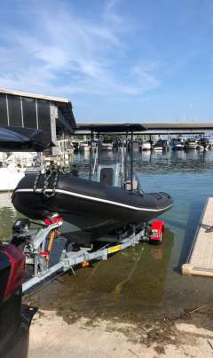 Bombard Explorer 550 Bateau semi-rigide