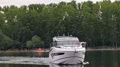Princess V 50 Hardtop