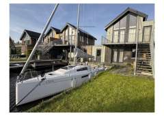 Beneteau First 27