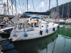 Beneteau OCEANIS CLIPPER 331 Segelyacht