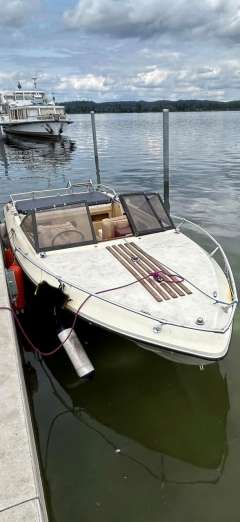 Lambro Onda de Luxe Motoscafo