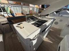 Jeanneau DB 43 Bateau à console