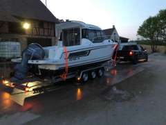 Jeanneau Merry Fisher 795 Sportovní loď