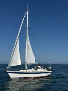 Hallberg-Rassy 36, MK1 (nr 235) Plachetní jachta