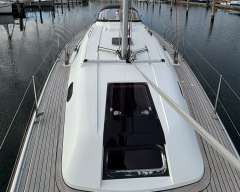 Hanse 370
