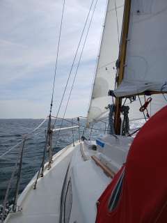 Halcyon 27