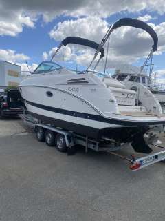 Maxum 2700 SE